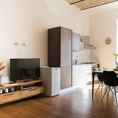 Domus Claudi Colosseum Apartment Rom